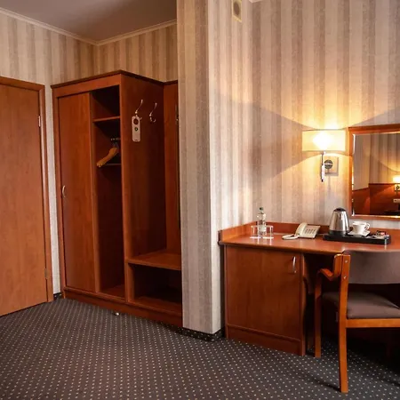 Premium Bacero Otel Wroclaw