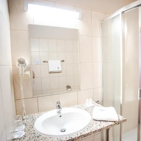 Premium Bacero Otel Wroclaw
