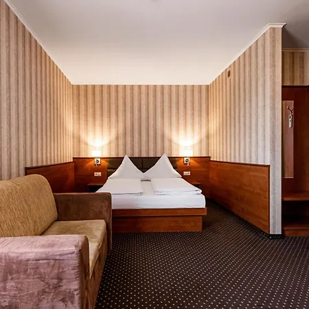 Premium Bacero Otel Wroclaw