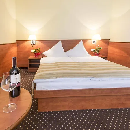 Premium Bacero 3*