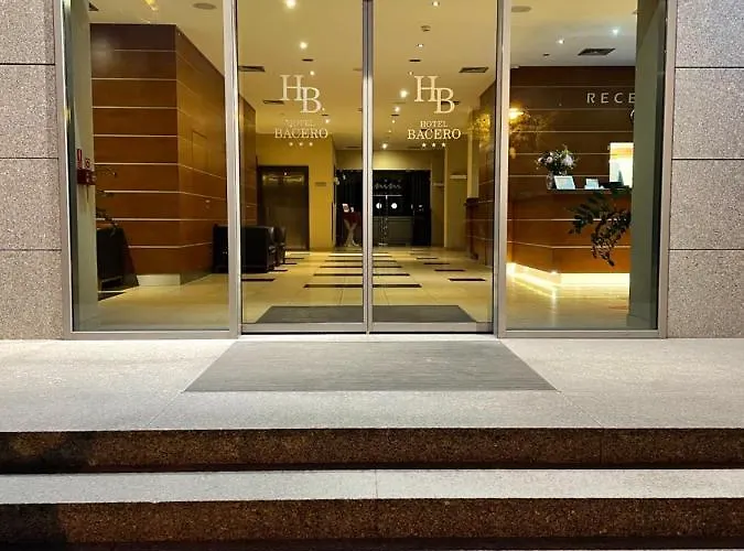 Hotel Premium Bacero 3*