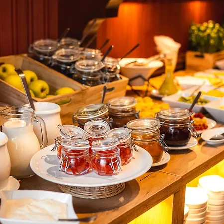 Premium Bacero فروتسواف