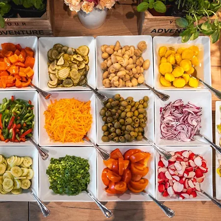 Premium Bacero فندق 3*