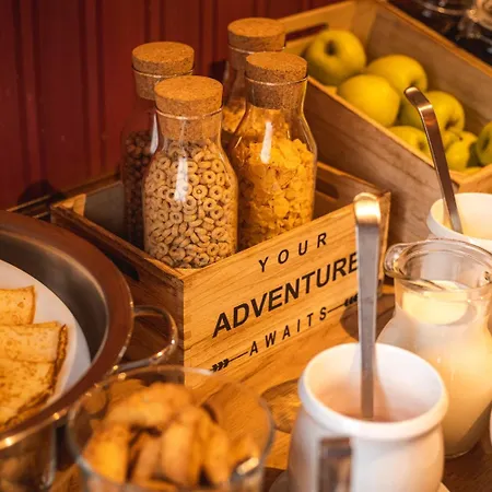 Premium Bacero Hotel